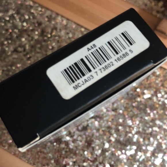 MAC Cosmetics eyeshadow Persuasive NEW - Picture 13 of 16